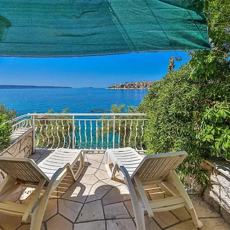 Awesome In Okrug Gornji With Wifi * Trogir