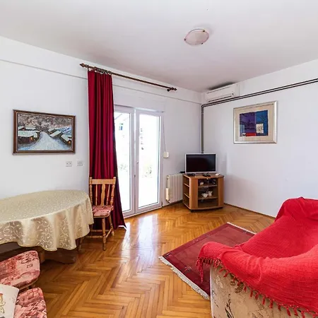 別荘 Awesome In Okrug Gornji With Wifi