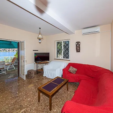 Nyaraló Awesome In Okrug Gornji With Wifi *