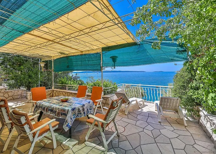 Awesome In Okrug Gornji With Wifi Holiday home