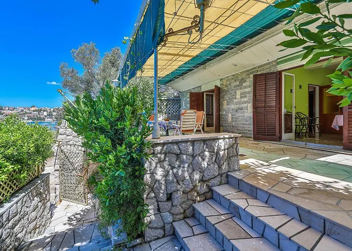 Awesome In Okrug Gornji With Wifi Holiday home