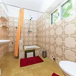 Awesome In Okrug Gornji With Wifi Vikendica